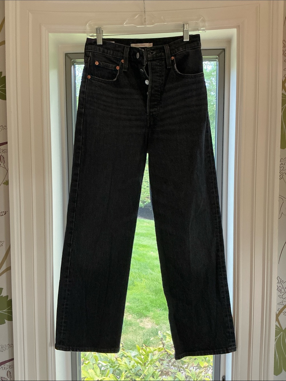 Levi’s Black Ribcage Straight Cut Jeans
